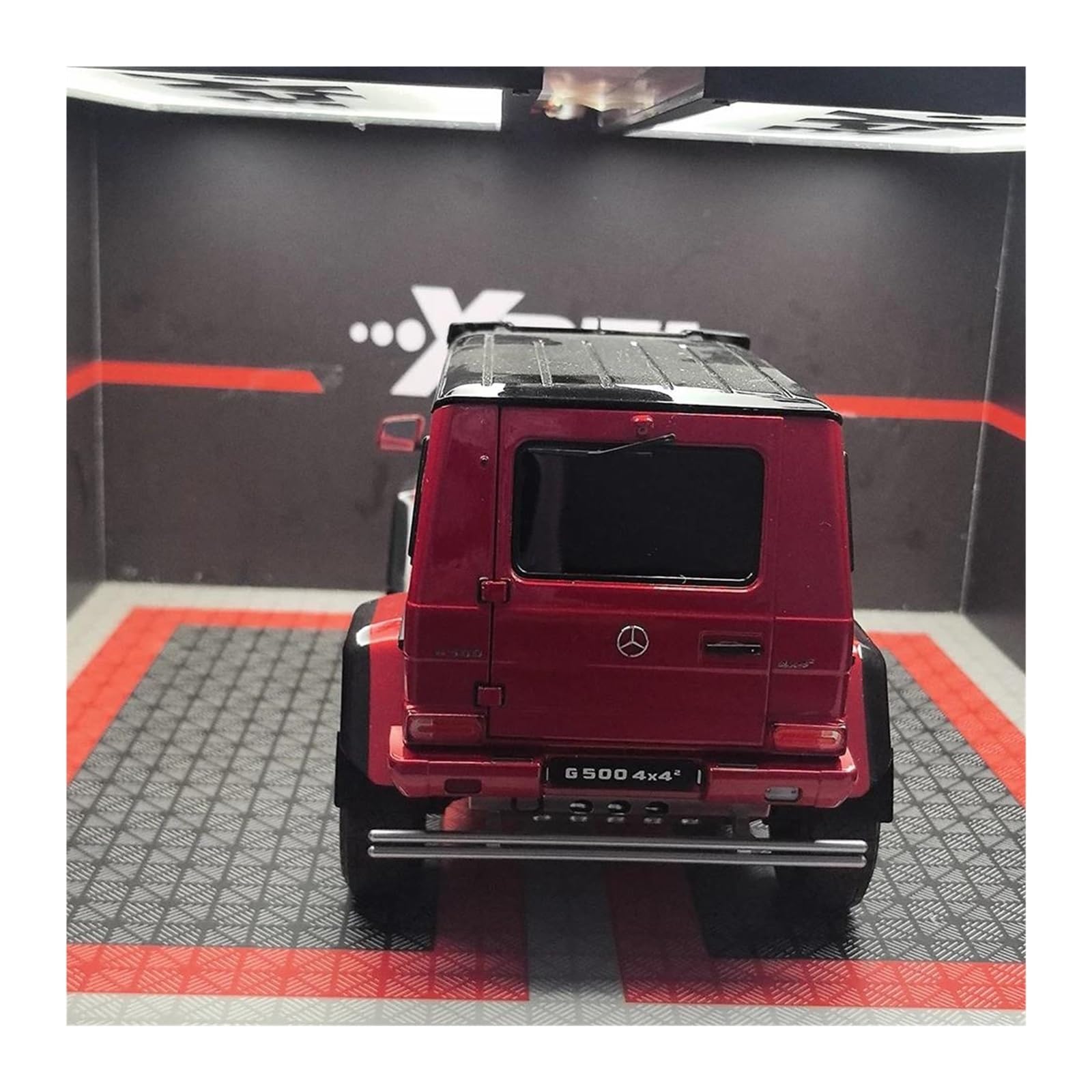 Auto In Miniatura 1 18 Per Mercedes-Benz G500 4 * 4 Spring Festival Special Edition Simulazione Modello Di Auto In Lega Pressofusa Hobby Static Display