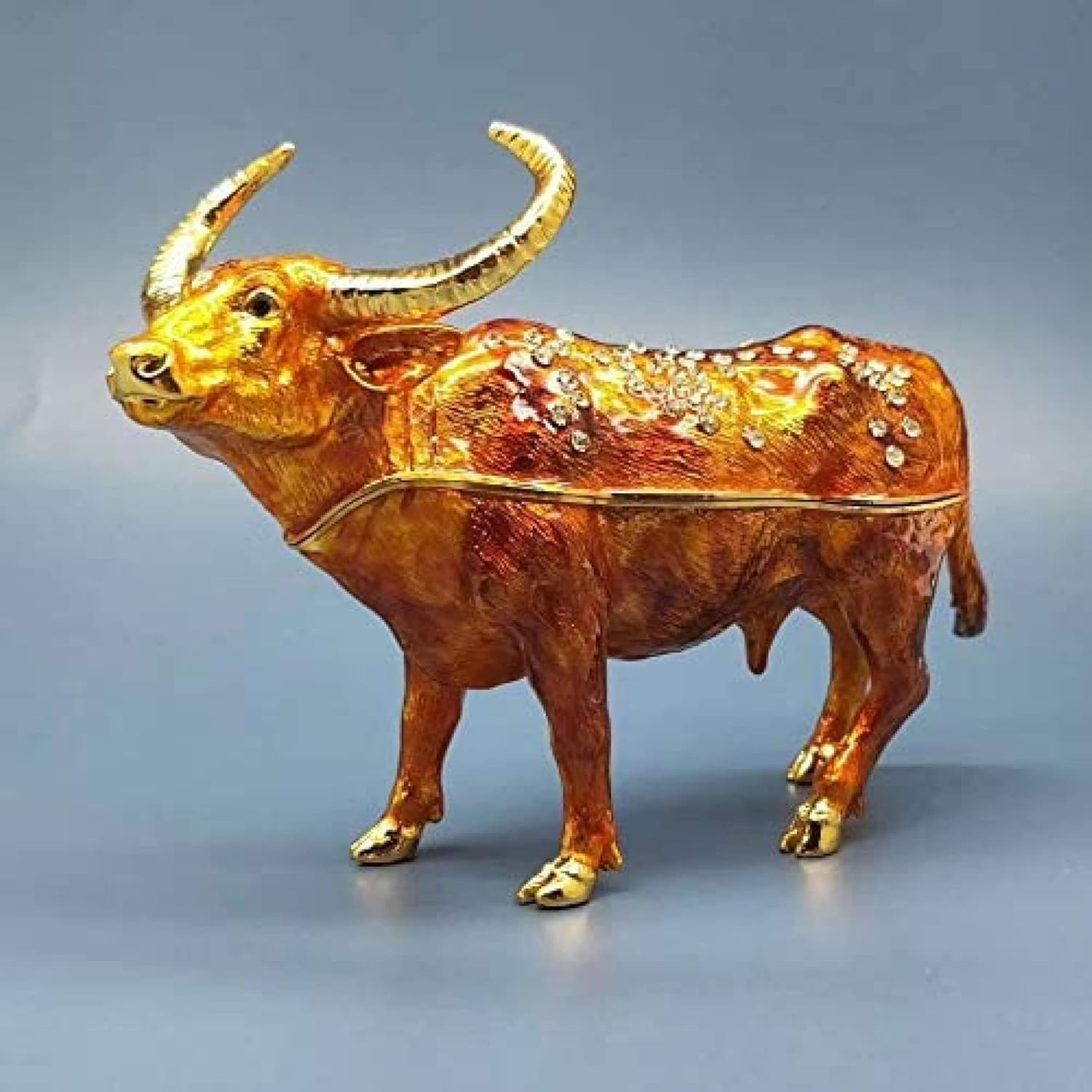 Statue de bétail en étain et boîte à bijoux en cristal sculpté
