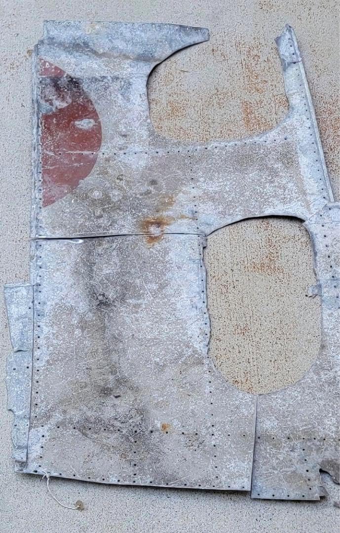 英戦闘機スピットファイア 実物破片付きディスプレイ スピットファイアMk.I