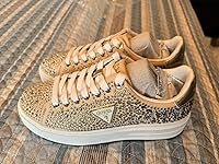 Review Image by Zhang Zhang