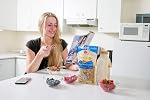MADE IN CANADA - Nature's Mix Simplement de Granola d'amande - Sucre faible - Ingrédients locaux, simple amande Granola, 550 Grams