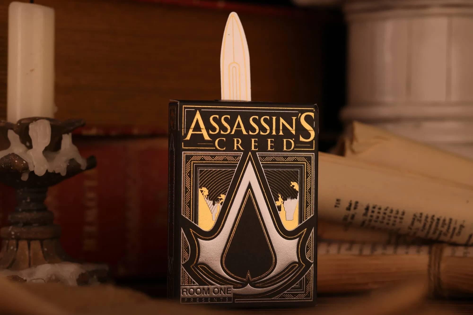 JP GAMES LTD Assassin's Creed Playing Cards: Hidden Blade Deck (Black) - Luxury Deck by Room One Cards, Adult Collectible Deck for Ages 14+