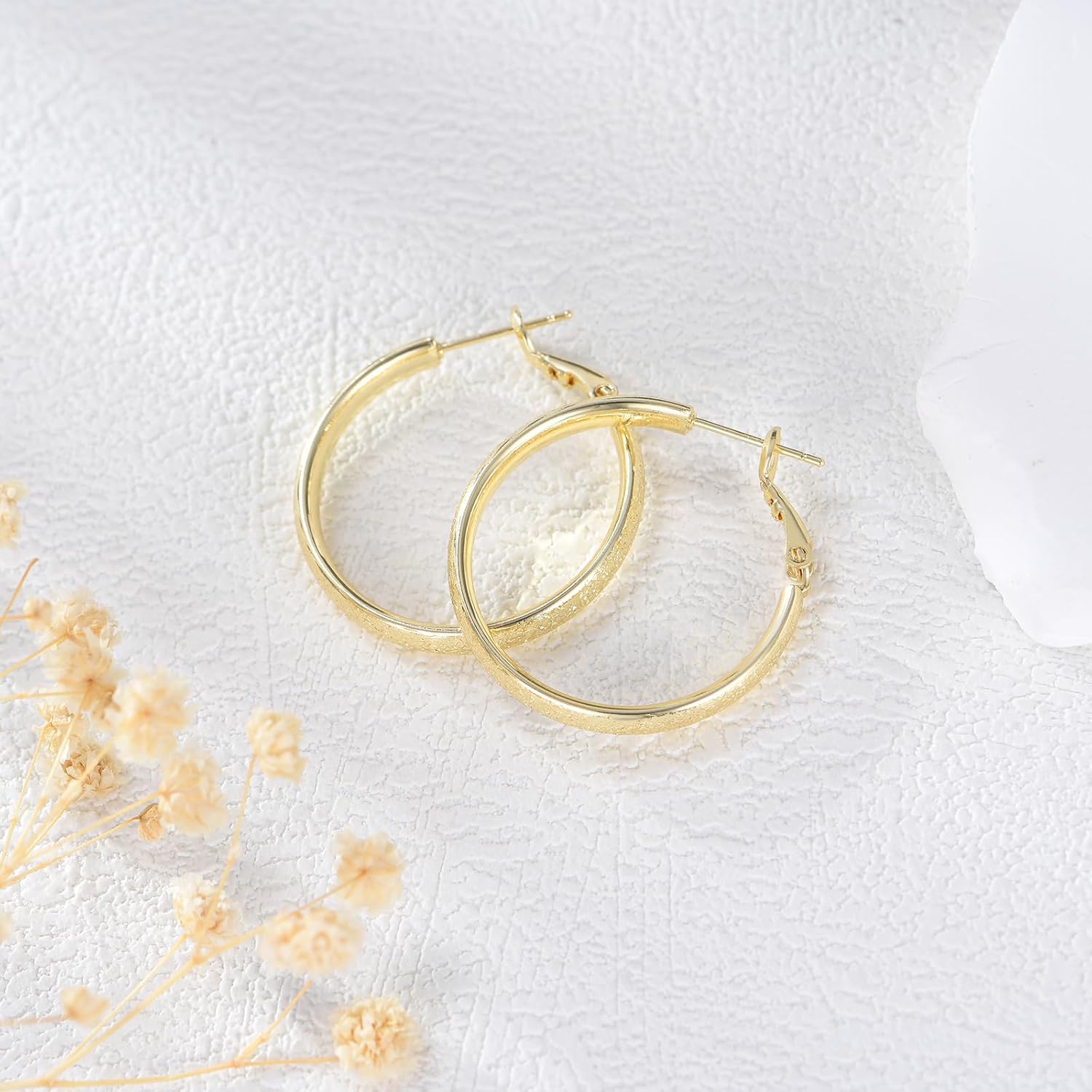 14K Gold Hoop Earrings for Women 30MM Medium Classic Round Hoops Lightweight Hypoallergenic Gold Hoop Earrings Jewelry Gift