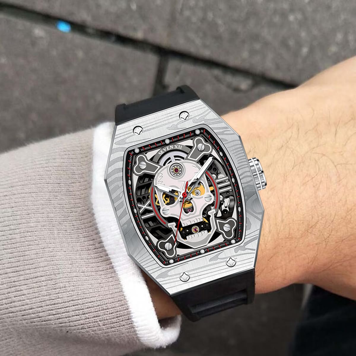 Automatische Herren Uhren Tonneau Schädel Skelett Zifferblatt 70 Stunden Stromreserve Mechanische Uhren Luminöser wasserdichte Saphirspiegel Mode Luxus Uhr S001