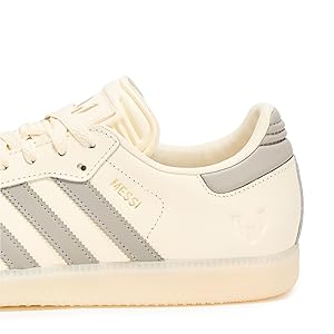 Amazon.com | adidas CREWHT/LBROWN/Goldmt Men's Samba Messi