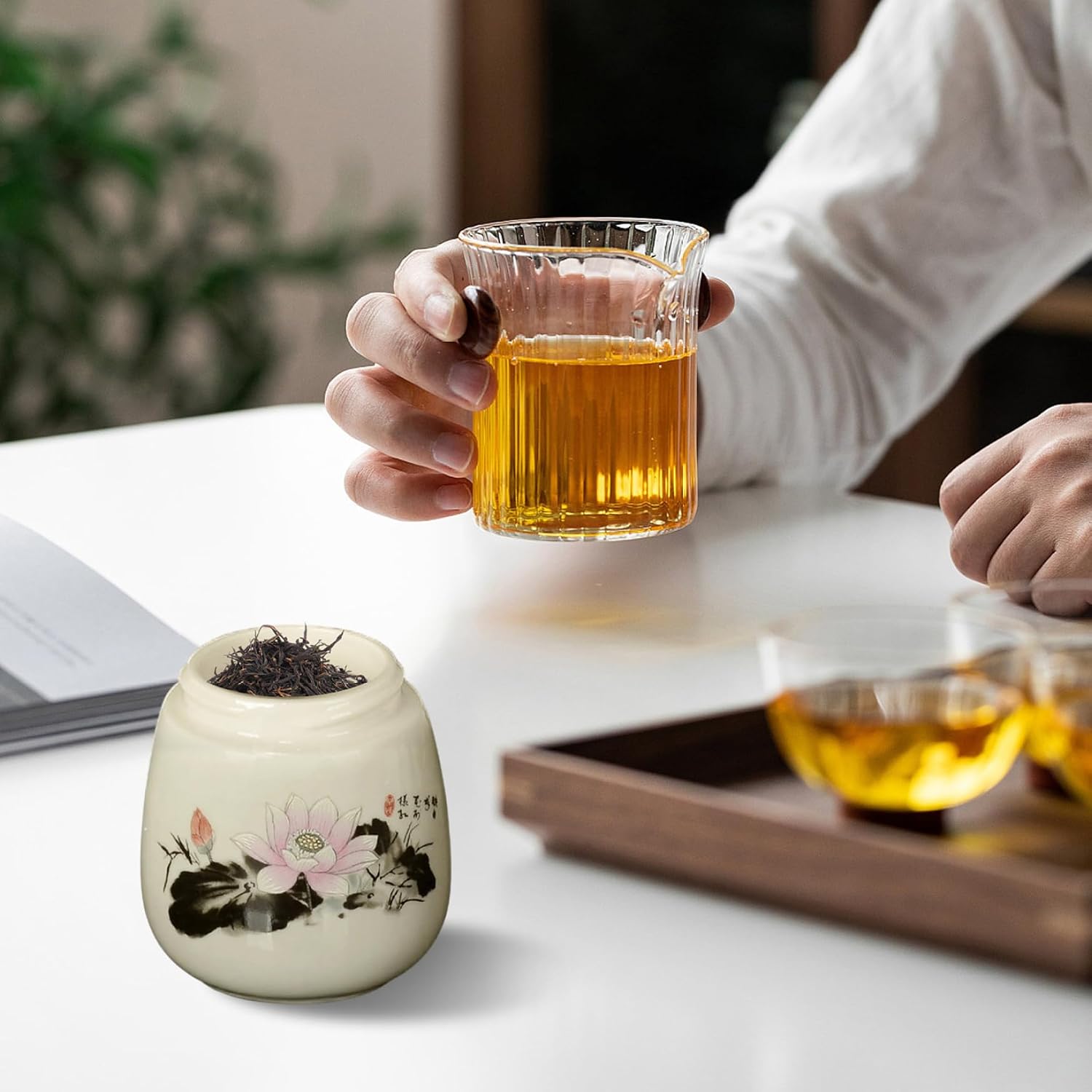 2Pcs Coddled Egg Cups, 220ml Ceramic Coddled Egg Cups with Lids, Retro Steamed Eggs Dish, Tableware Breakfast Serving, Black