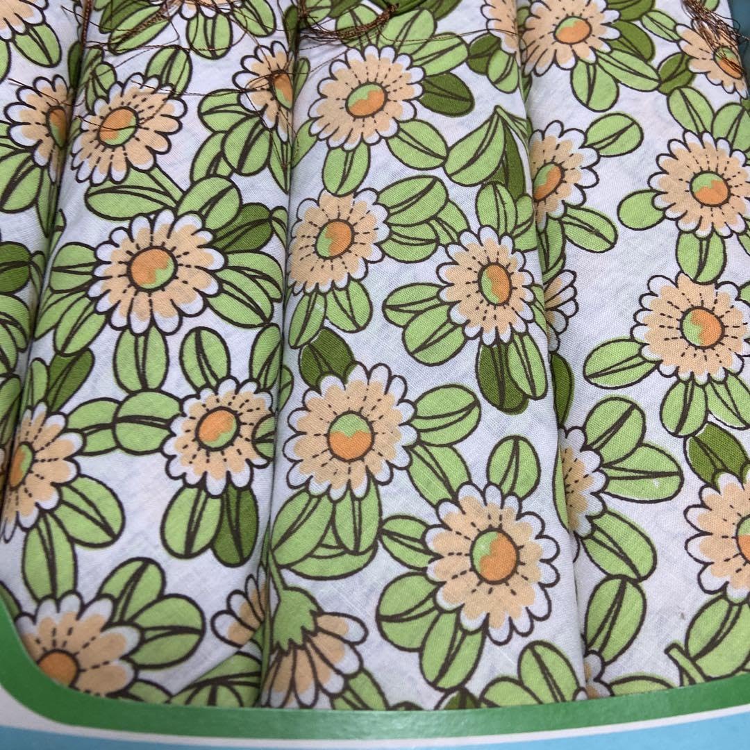 Amazon.co.jp: 昭和レトロポップ グリーン 花柄 座布団カバー 座