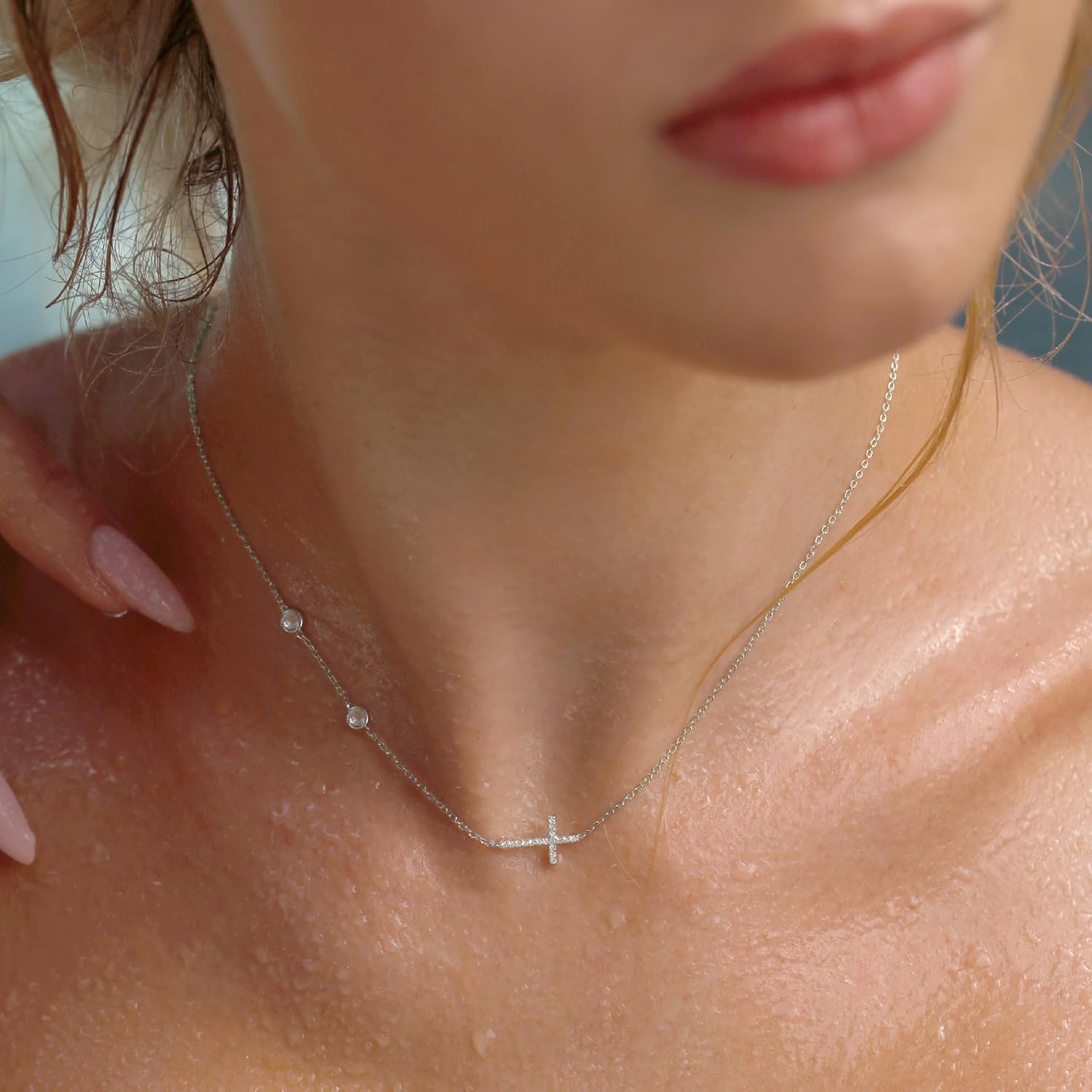 Lunatik Dainty Cross Necklace for Women – 925 Sterling Silver or Gold Plated Crucifix Pendant, Small Minimalist Christian Necklace, Faith Jewelry Gift for Her
