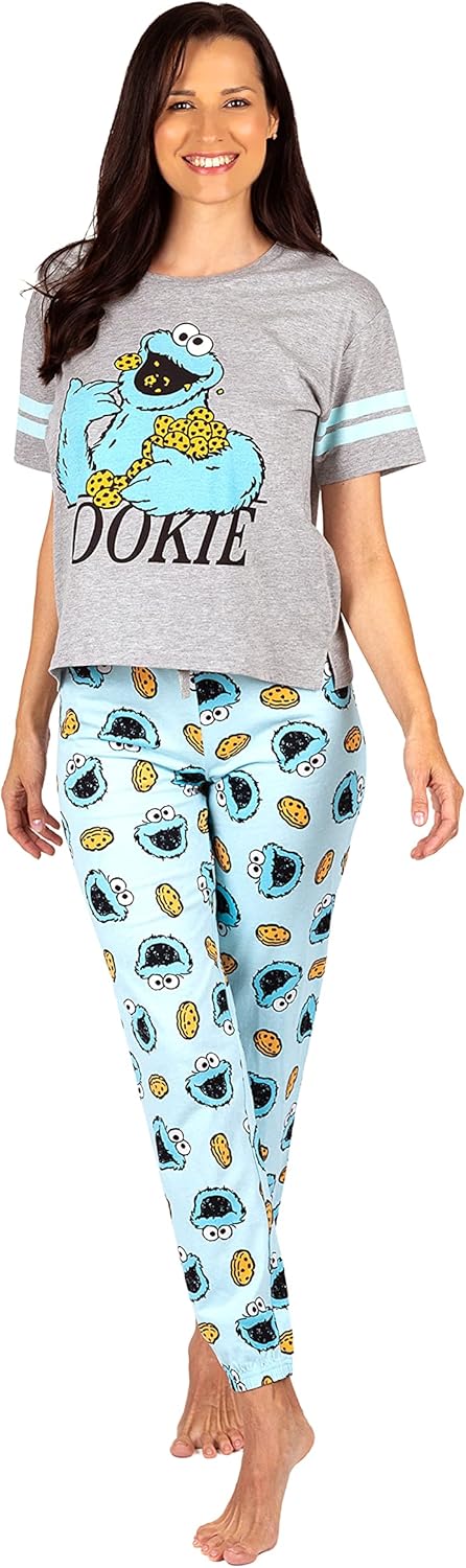 Disney Women's Pajama 2 piece Set, includes Tee and Sleep Pants - Image 4
