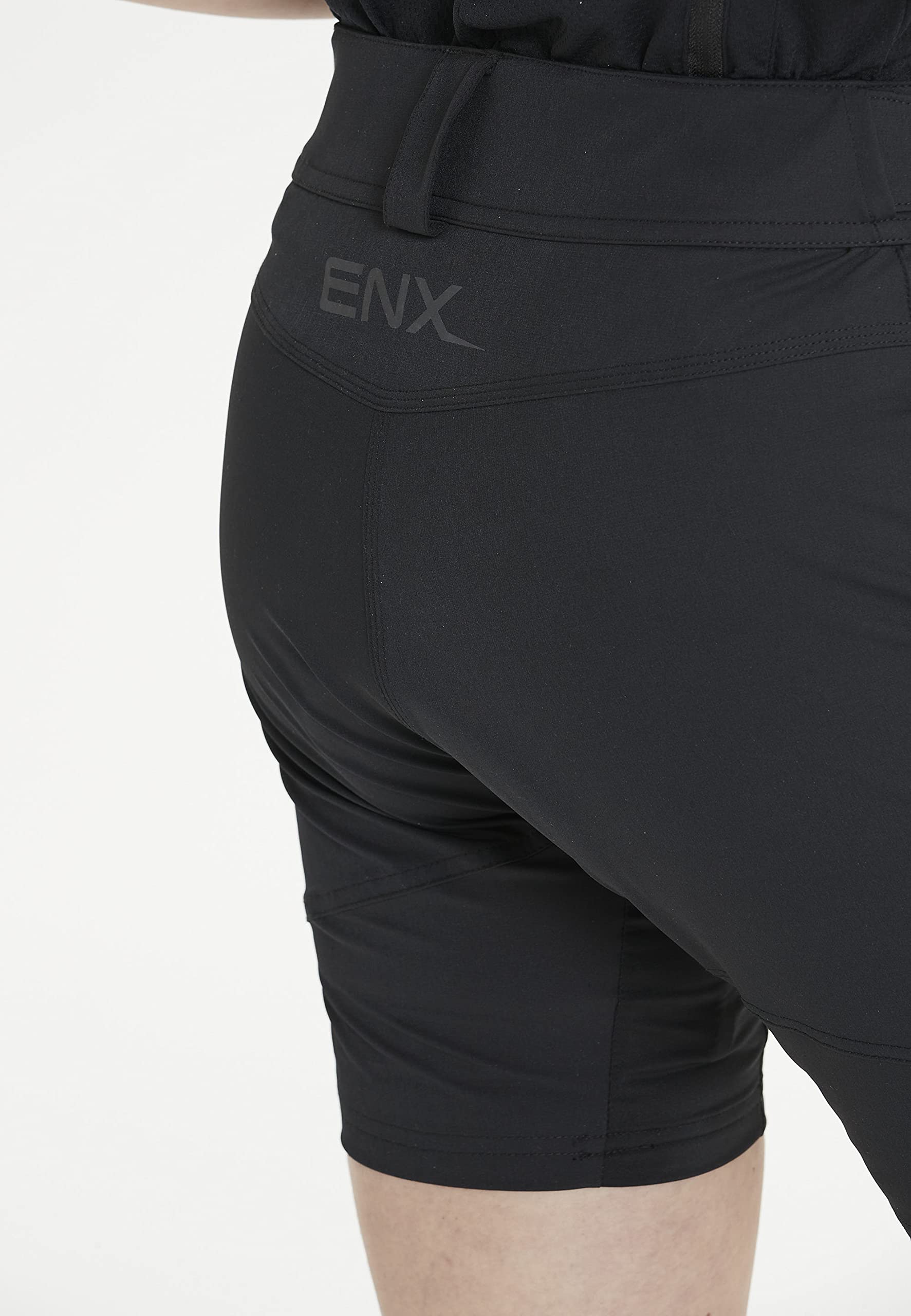 ENDURANCE Jamilla Short Femme