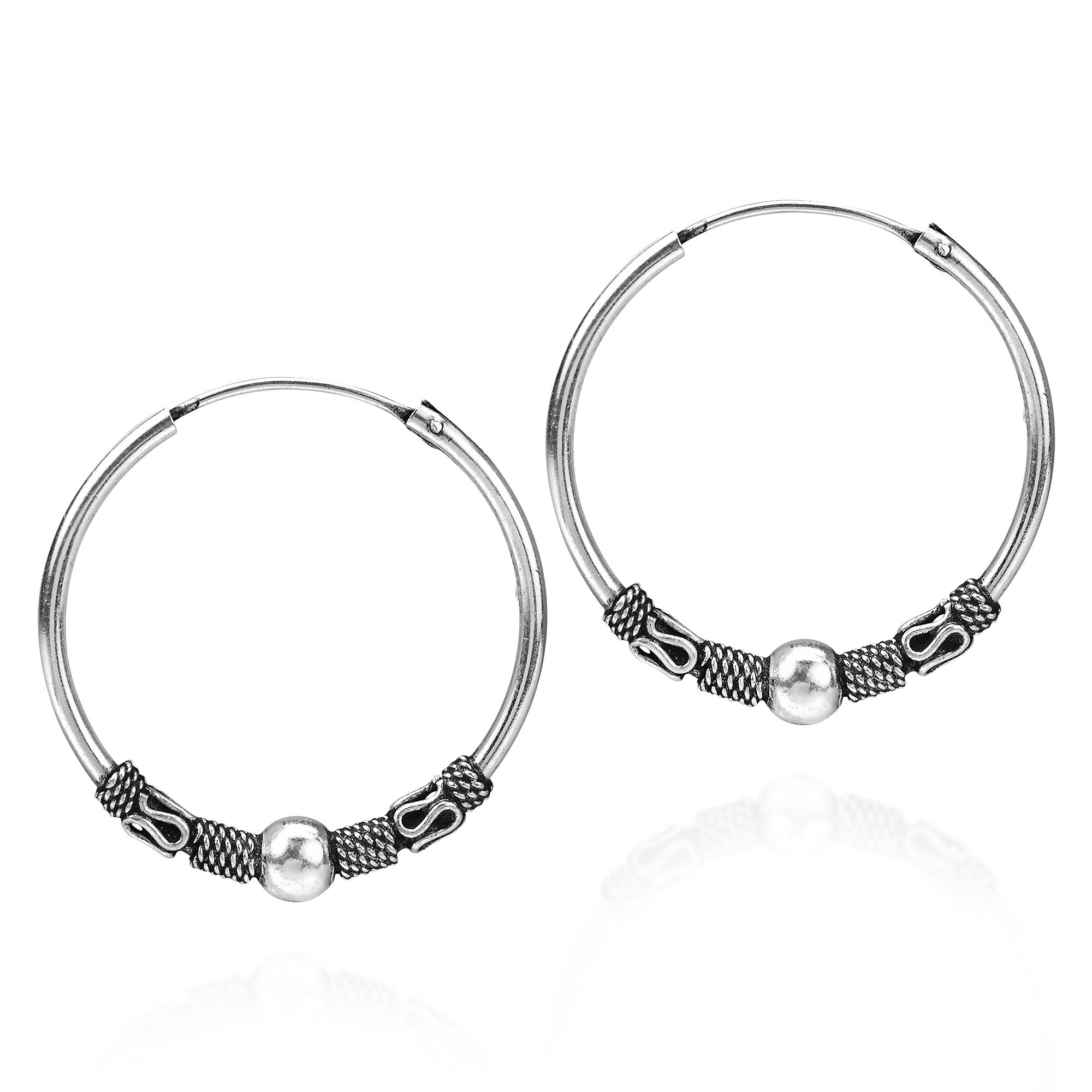 AeraVidaGorgeous Vintage Bali Style Sterling Silver 30mm Hoop Earrings