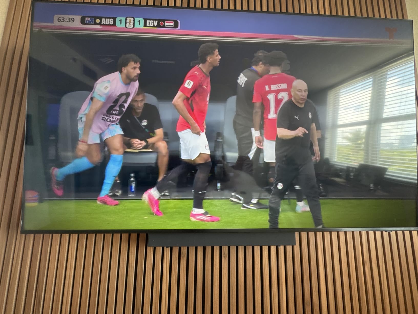 Samsung B-Series soundbar mounted under television