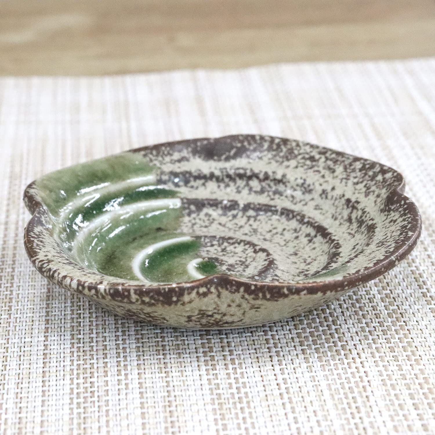 Amazon｜【業務用 セット】美濃焼 和風カフェシリーズ 四ツ葉皿 10枚組