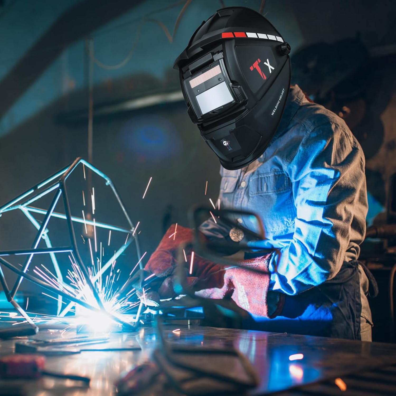 Safety and Precision with the NDUUN Auto-Darkening Lift Front Helmet