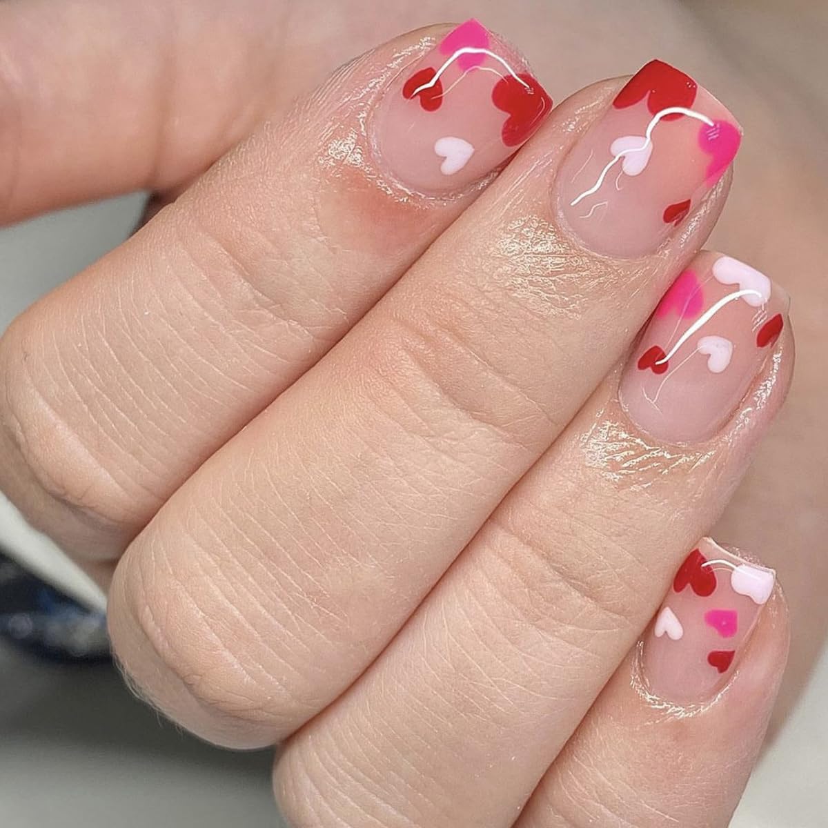 Valentine's Day Press on Nails Short Red Heart Square Fake Nails with Design Glossy Pink Acrylic Nails Cute Artificial Nails Press on False Nails
