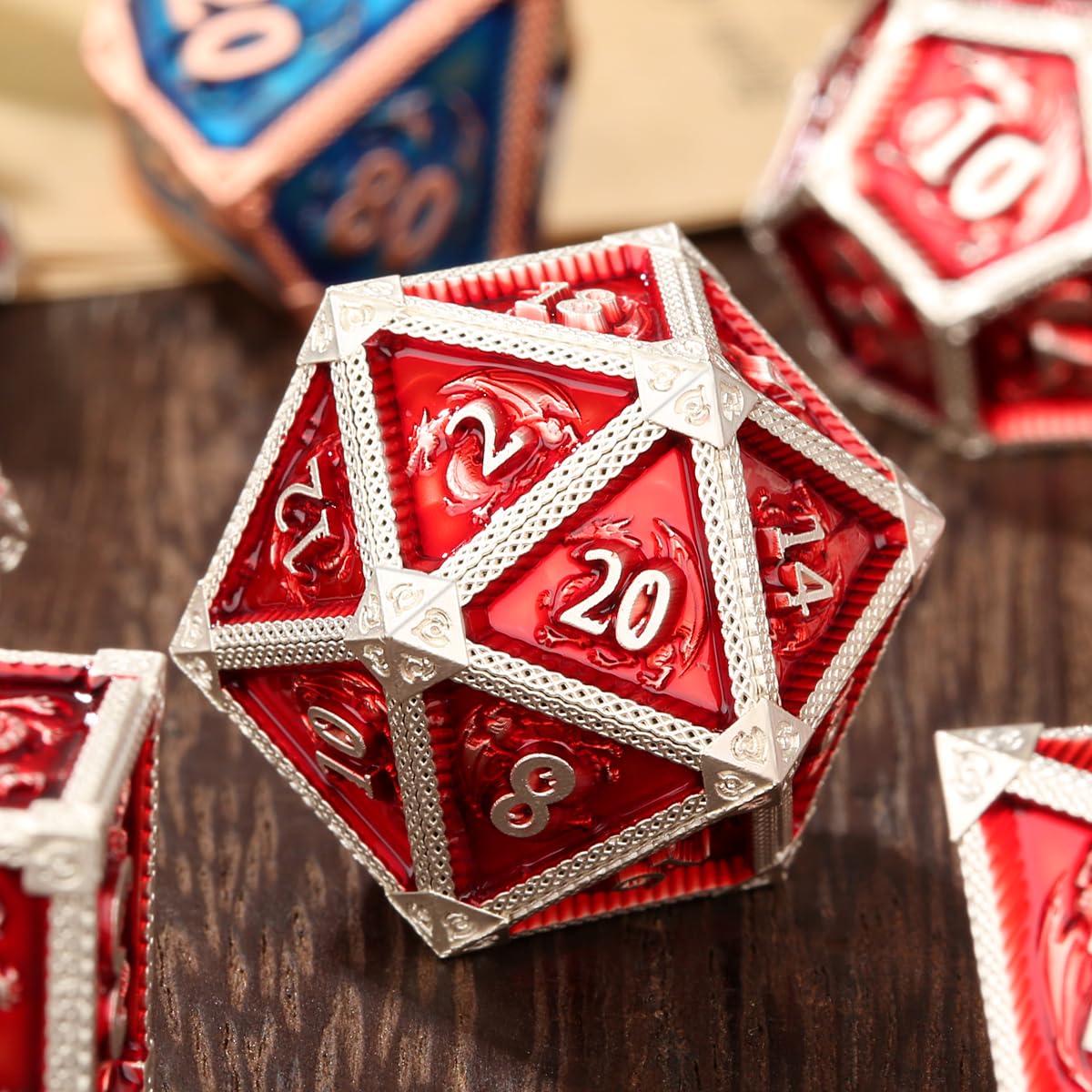 Set di Dadi in Metallo D&D, Modello Drago, 7 pezzi Dadi Poliedrici in Metallo, Accessori per Giochi di Ruolo, Giochi da Tavolo, Regali DND con Scatola Regalo, D20, D12, 2 D10 (00-90 e 0-9), D8, D6, D4