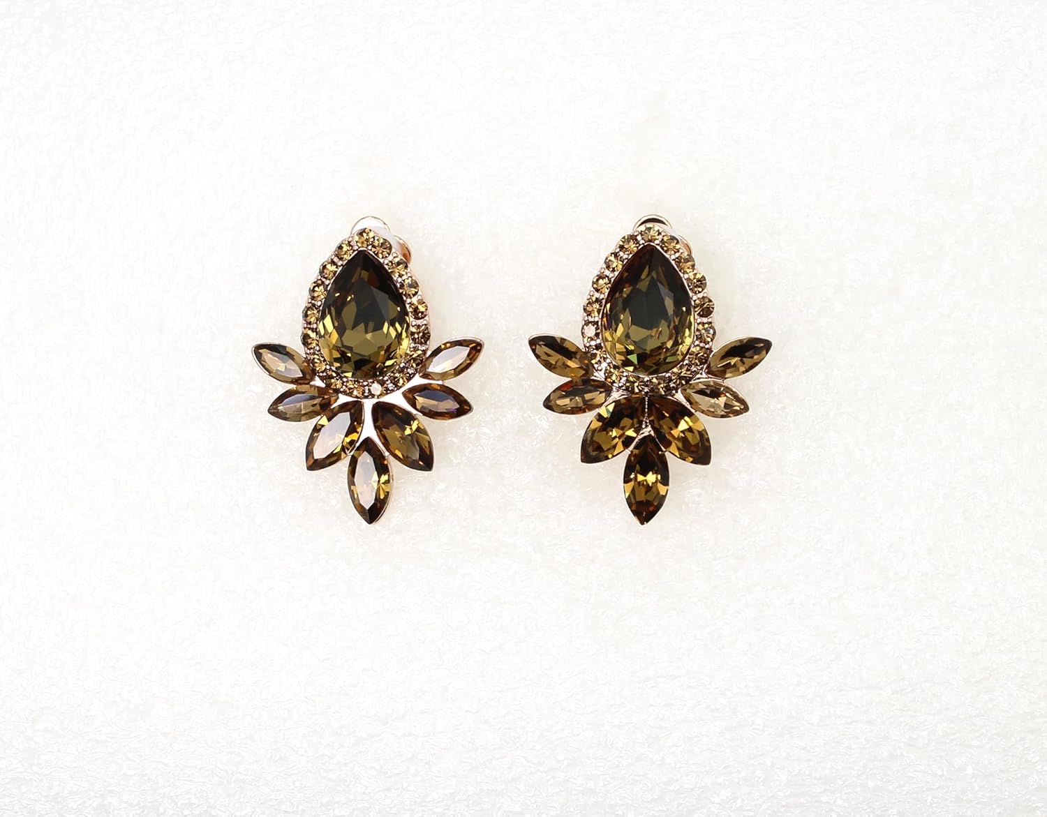 Faship Gorgeous Teardrop Rhinestone Crystal Clip Ons Floral Earrings