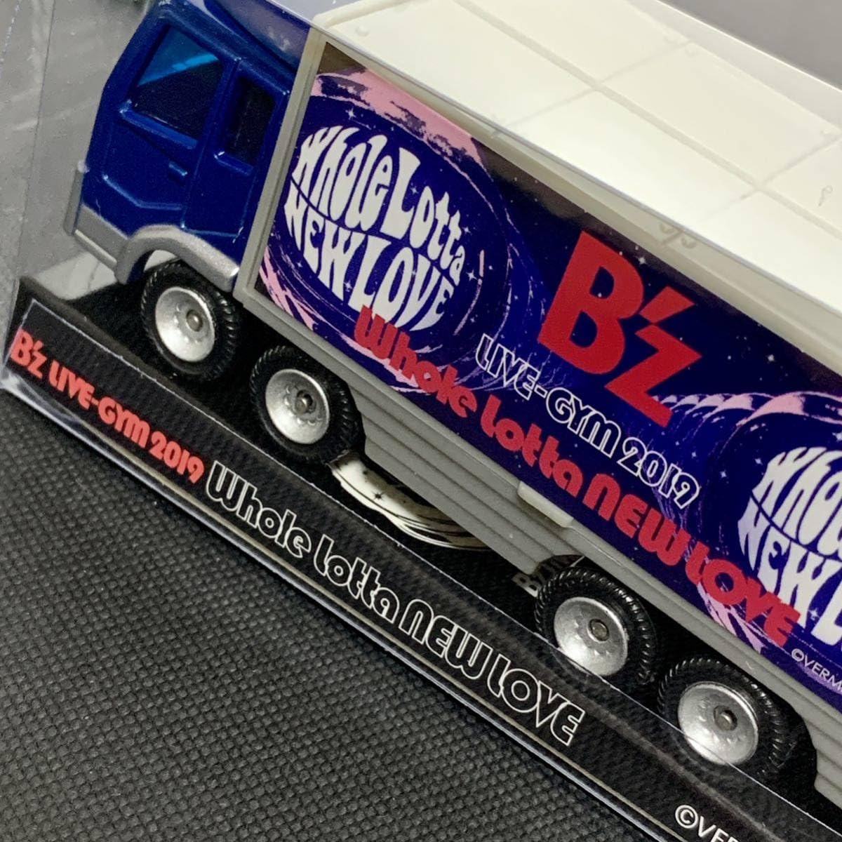 B'z ミニカーセット 5 ERAS Whole Lotta NEW LOVE Amazon.co.jp: B'z LIVE-GYM 2019 Whole Lotta NEW LOVE ツアトラ