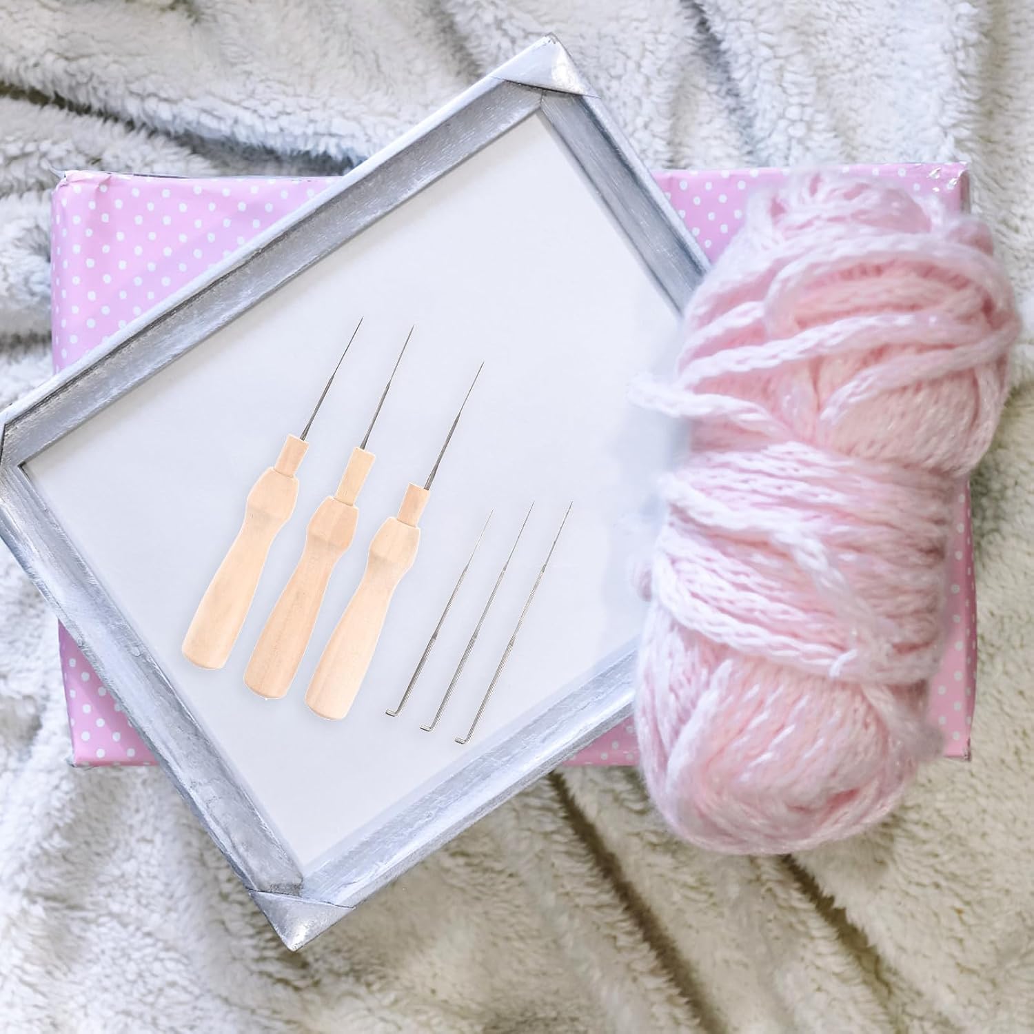 60pcs Needle Felting Kits with 3 Wooden Handles and 3 Storage Bottles