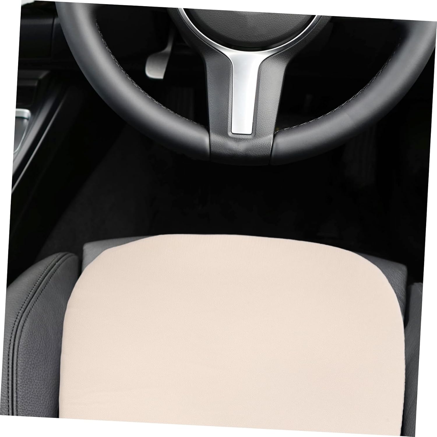 CHILDWEET Cooling Car Seat Cushion Breathable Ice Seat Pad for Comfortable Driving Cute Cartoon Design Ventilated Protector for All Seasons and Road Trips