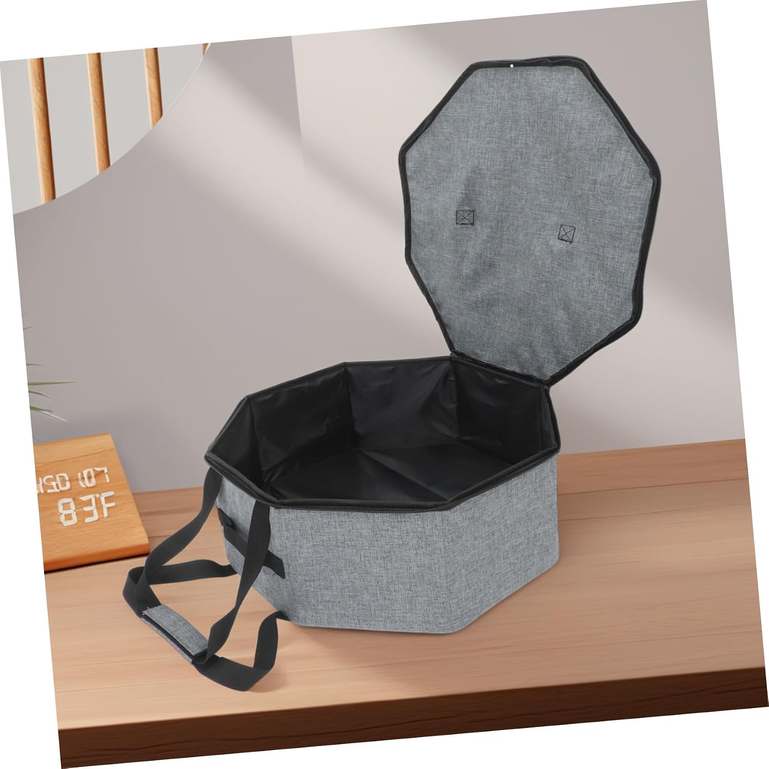 Hemobllo Collapsible Hat Storage Box with Lid for Women Men Portable Round Cowboy Hat Carrier Large Denim Organizer for Travel and Closet Use