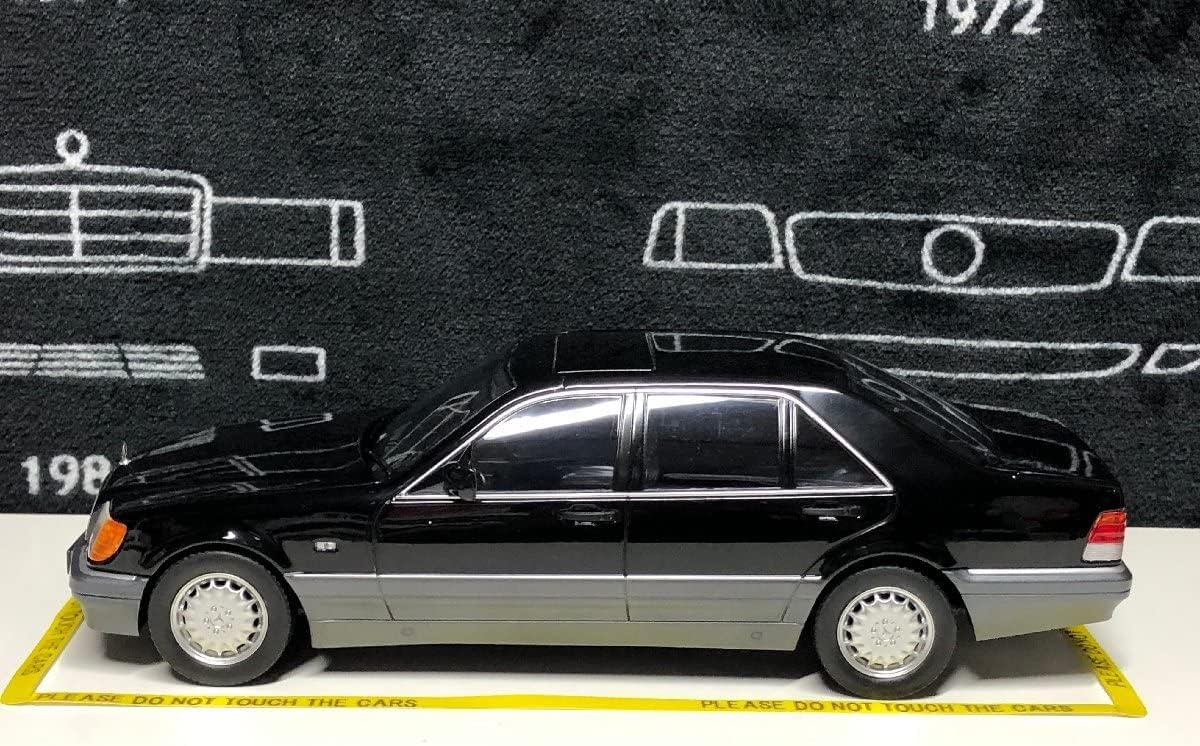 204-020 iScale 1/18 メルセデスベンツ E-Class 204-020 iScale 1⁄18