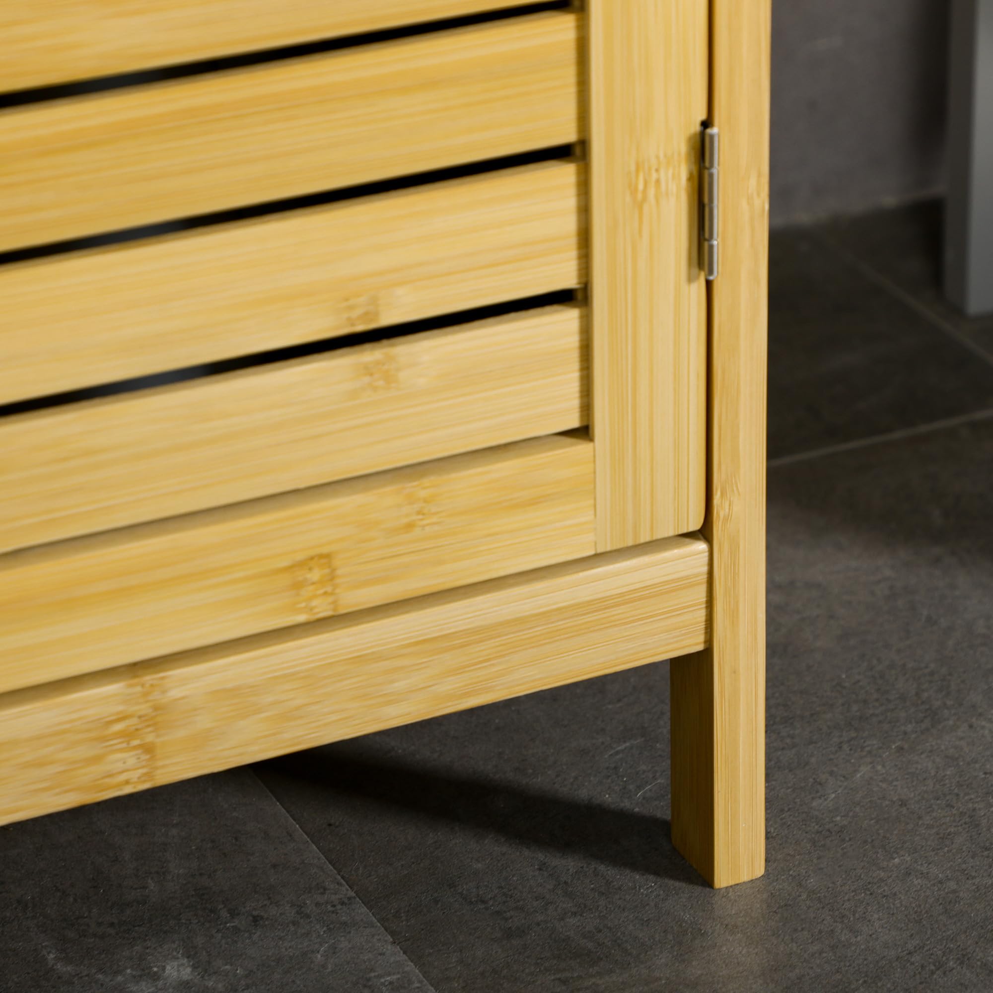 kleankin Estantería de Baño de Bambú Armario Alto para Baño con 3 Estantes y 1 Puerta Mueble Columna de Almacenaje para Salón 34x30x173 cm Natural