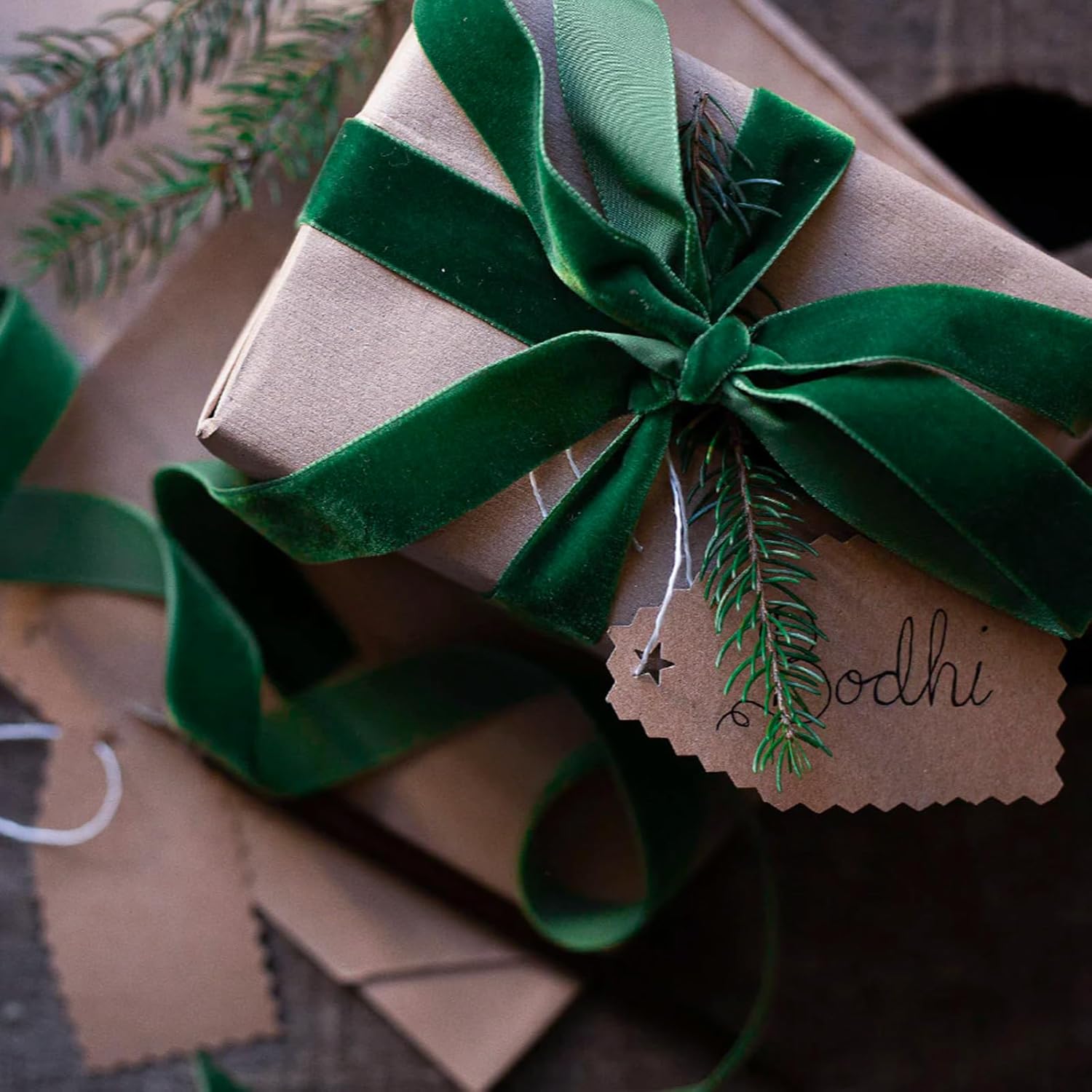 10mm 25 Yards Christmas Velvet Ribbon Green Velvet Christmas Ribbons for Christmas Crafts Gift Packaging Wedding Decor Xmas Wrapping Decorations