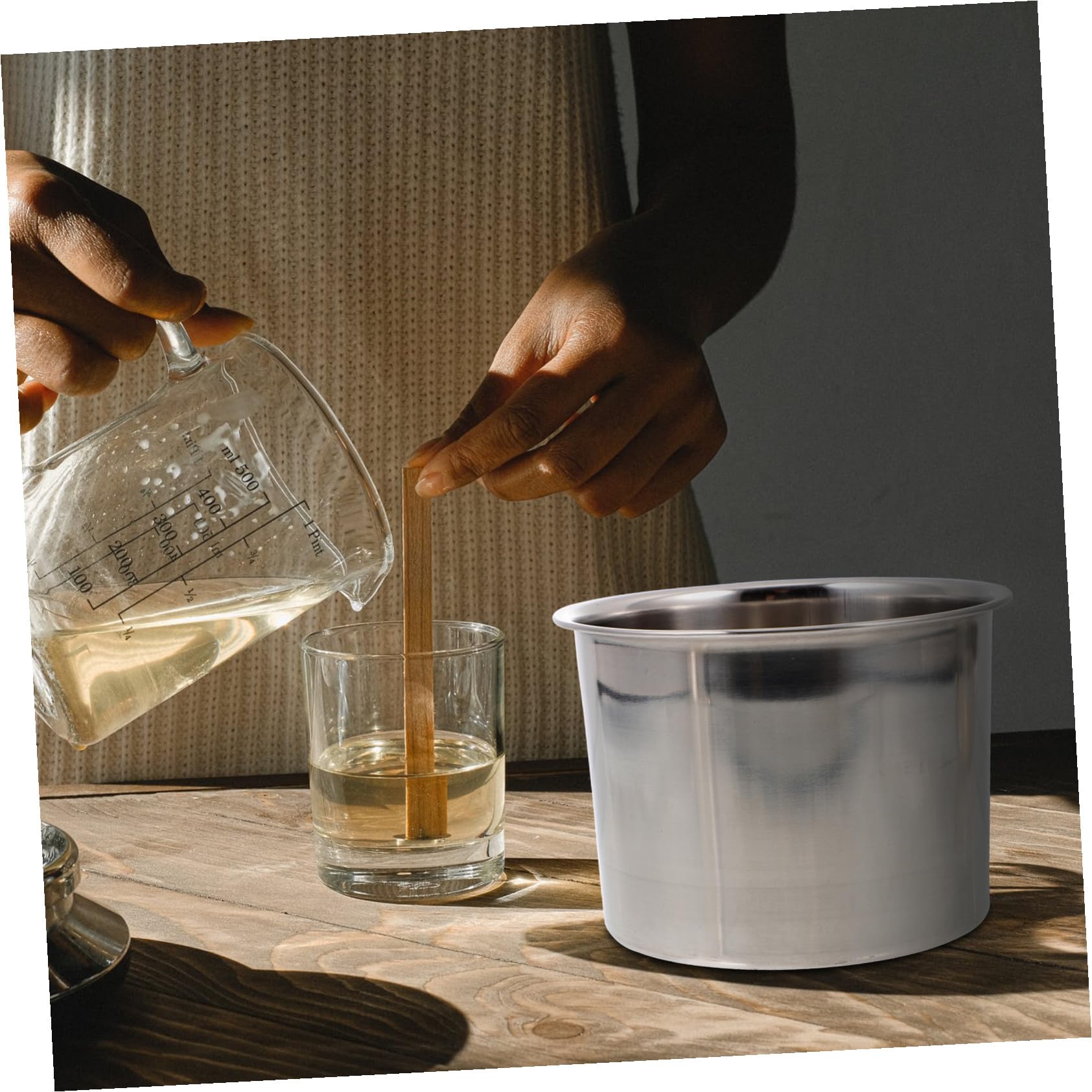 SOIMISS Kit de Fabrication de Bougies DIY avec Accessoires Complets Matériel pour Cire Parfumée Outils Pratiques et Faciles à Utiliser pour Amateurs et Enthousiastes