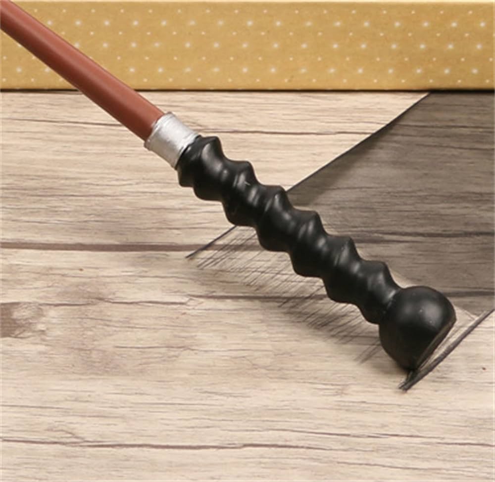 ファンタスティックビースト　黒い魔法使いの誕生　杖セット Amazon.co.jp: ファンタスティックビーストと黒い魔法使いの誕生