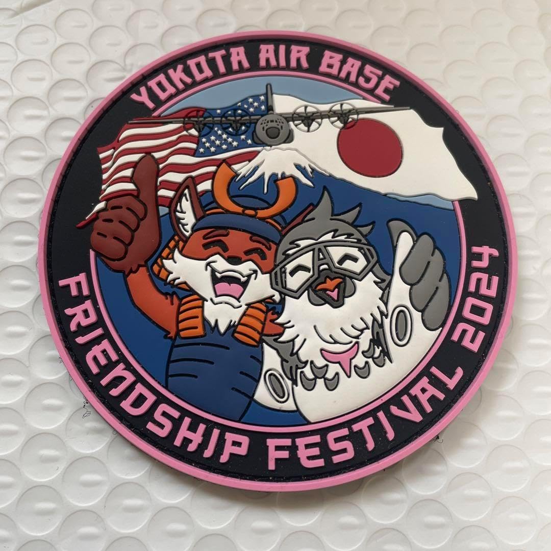 米空軍　横田基地　F16デモチーム　刺繍パッチ 30周年記念　ワッペン 横田基地 ワッペン 米空軍 横田基地 F16デモチーム 刺繍パッチ