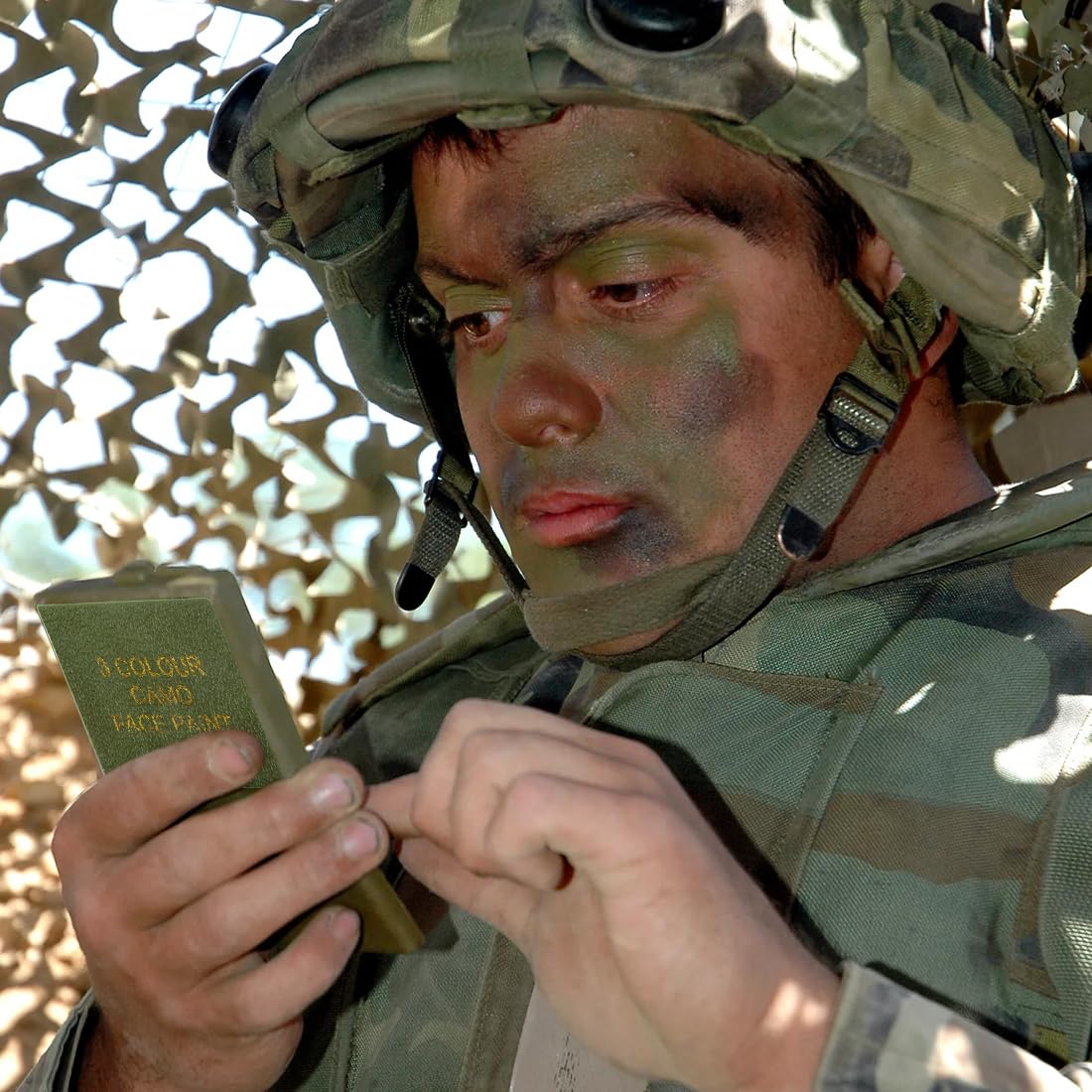 1Pcs Pintura Facial de Camuflaje, Pintura Militar para Mimetización con Espejo Incorporado, Pintura para Cara de las Fuerzas Armadas, para Caza en la Naturaleza (Marrón/Verde/Negro) — view 4