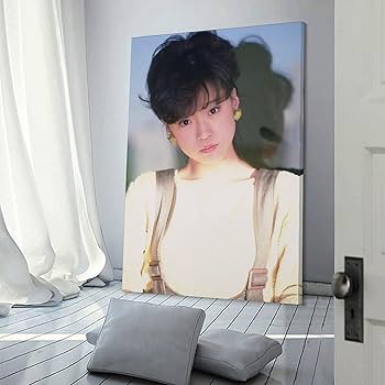中森明菜　A2ポスター　新品額装付き　モノトーン kj ☆額なし☆ 中森明菜 パイオニア プライベート ポスター風
