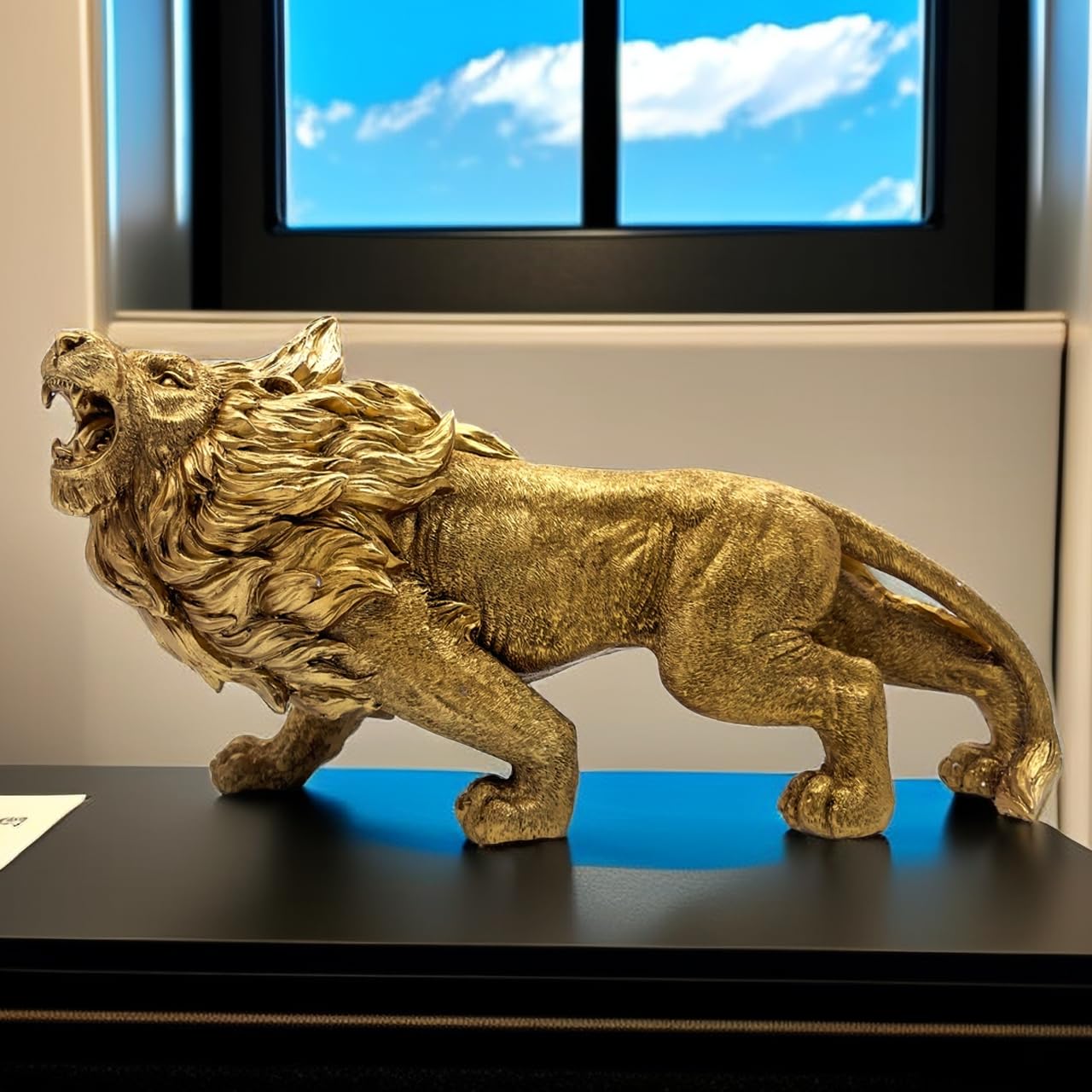 Statua di leone da 33 cm, scultura in resina, regali da collezione per gli amanti del leone, decorazione per la casa, accessori da scrivania, decorazione da giardino, decorazione per esterni, oro