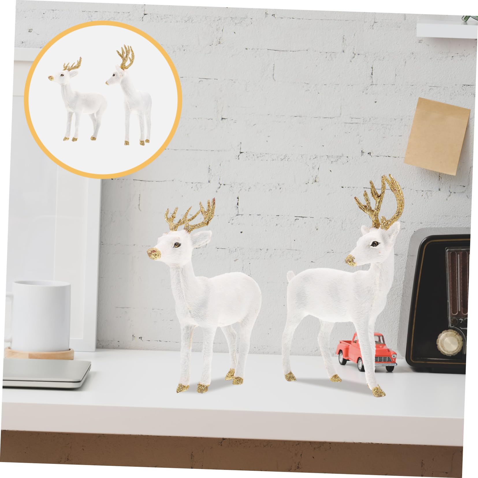 2 Stück Realistische Weiße Sika REH Figuren Lebensechte Plüsch Deko Detailreiche Weihnachtsdeko Modernes Home Office Desktop Ornament Geschenkidee und Wohnaccessoire