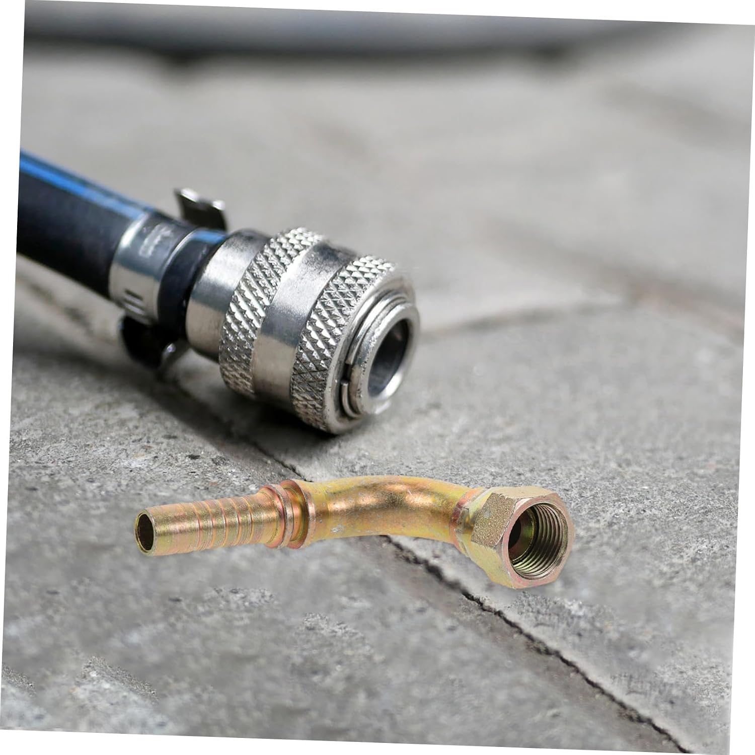 High-Pressure Copper Hose Connector Adapter 1-Piece Fuel Line Quick Connect Fitting for Automotive Oil Lines Compatible Small Fuel Hose Applications