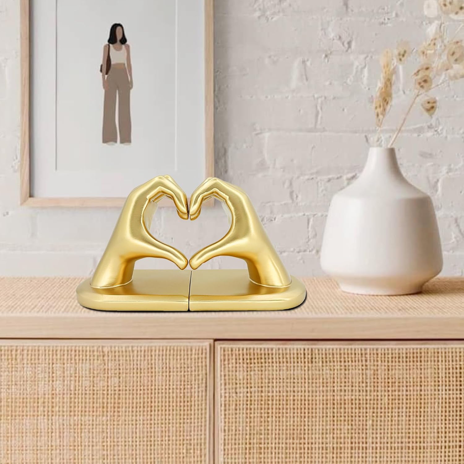Gold Heart Bookends for Heavy Books, Decorative Resin Book Ends for Shelves, Heavy Duty Book Stopper for Modern Home Decor, Heartwarming Gift for Mom (1 Pair)