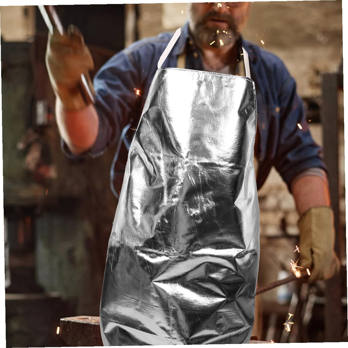 Hitzebeständige Aluminiumfolie Schweißschürze mit Verstellbaren Trägern Feuerfeste Arbeitsschürze für Schwere Industrieanwendungen Hitzebeständige Kochschürze für Herren Leichter
