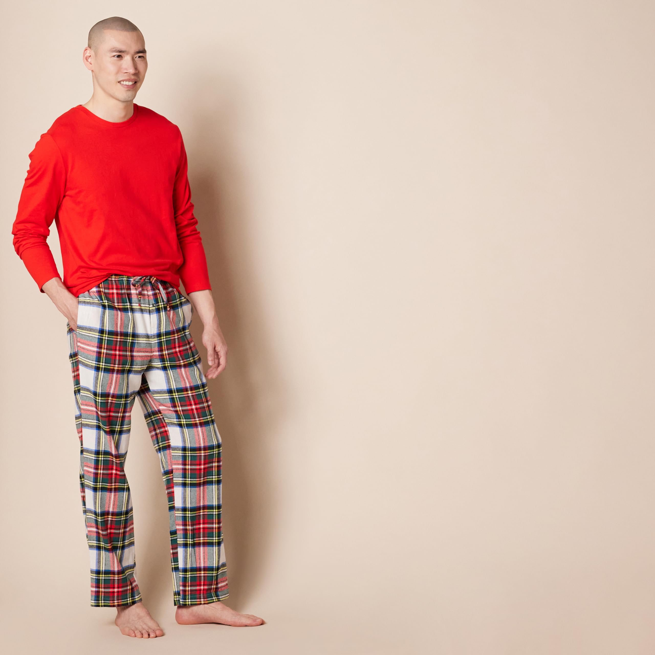 Amazon Essentials Completo Pigiama con Pantaloni e Maglia a Maniche Lunghe in Flanella Uomo