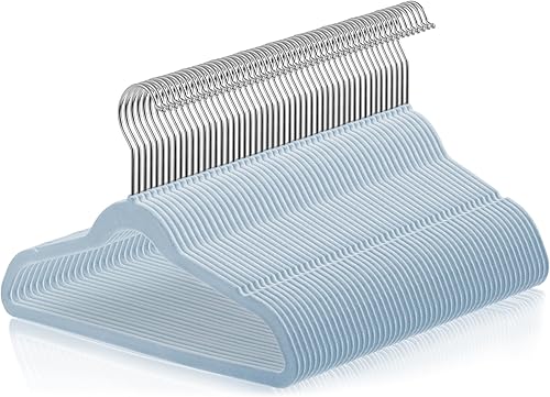 Casafield 50 perchas de terciopelo para niños, tamaño de 14 pulgadas, color azul claro