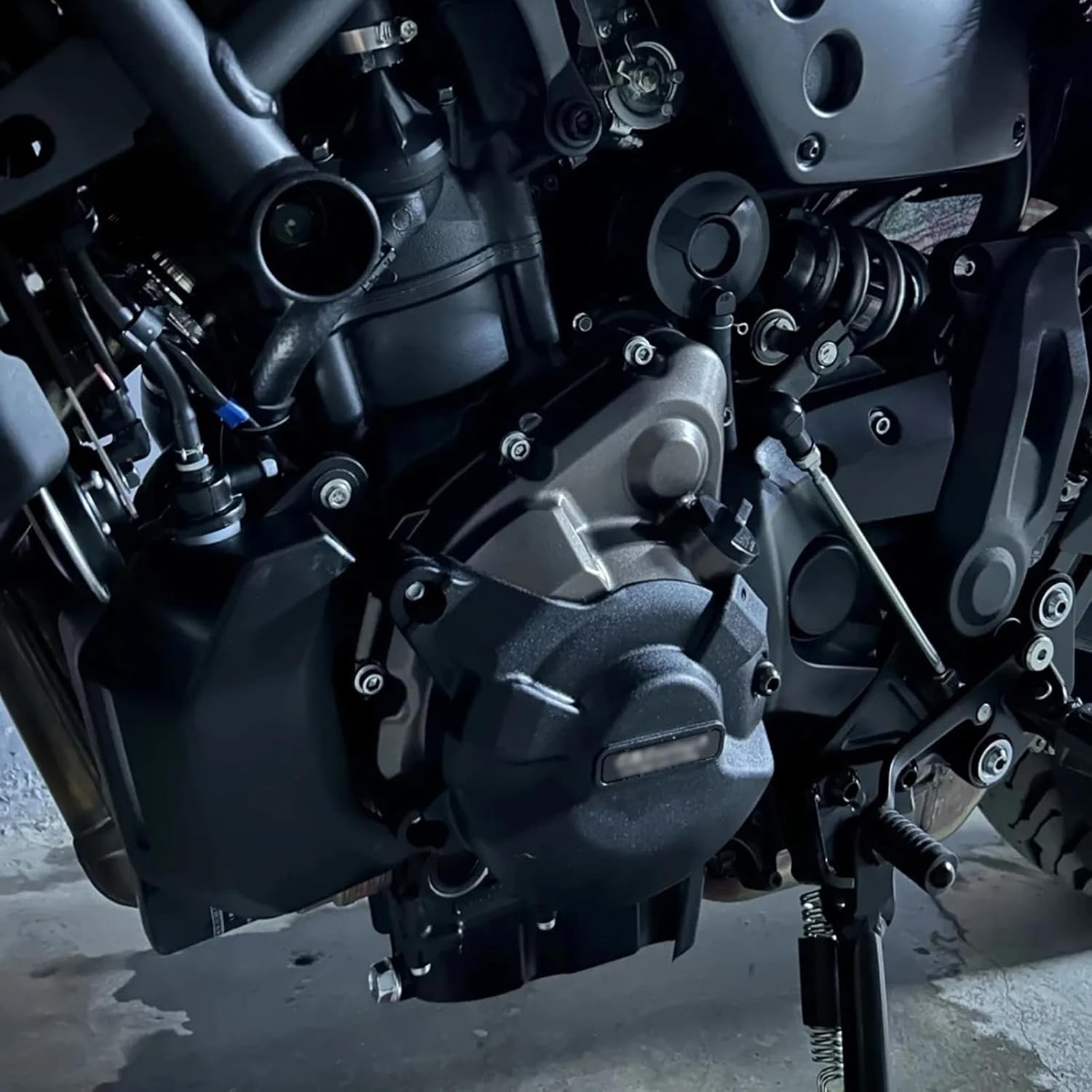 for TENERE 700 2023 Motorcycles Engine Cover Protection case MT-07 & XSR700 & FZ-07 & MT-07 Tracer 2014-2023 Hood Protector Motorcycle Accessories (Carbon Fiber)