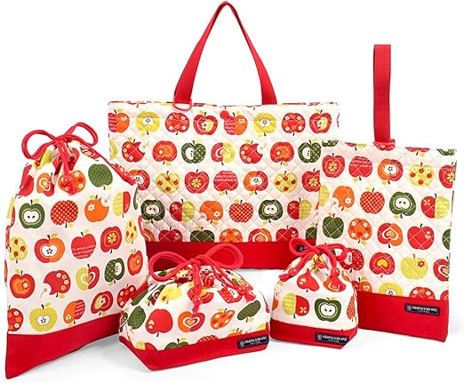 Amazon Co Jp 入園 入学5点セット キルティング レッスンバッグq シューズケースq 体操服袋 お弁当袋 コップ袋 おしゃれリンゴのひみつ アイボリー N シューズ バッグ