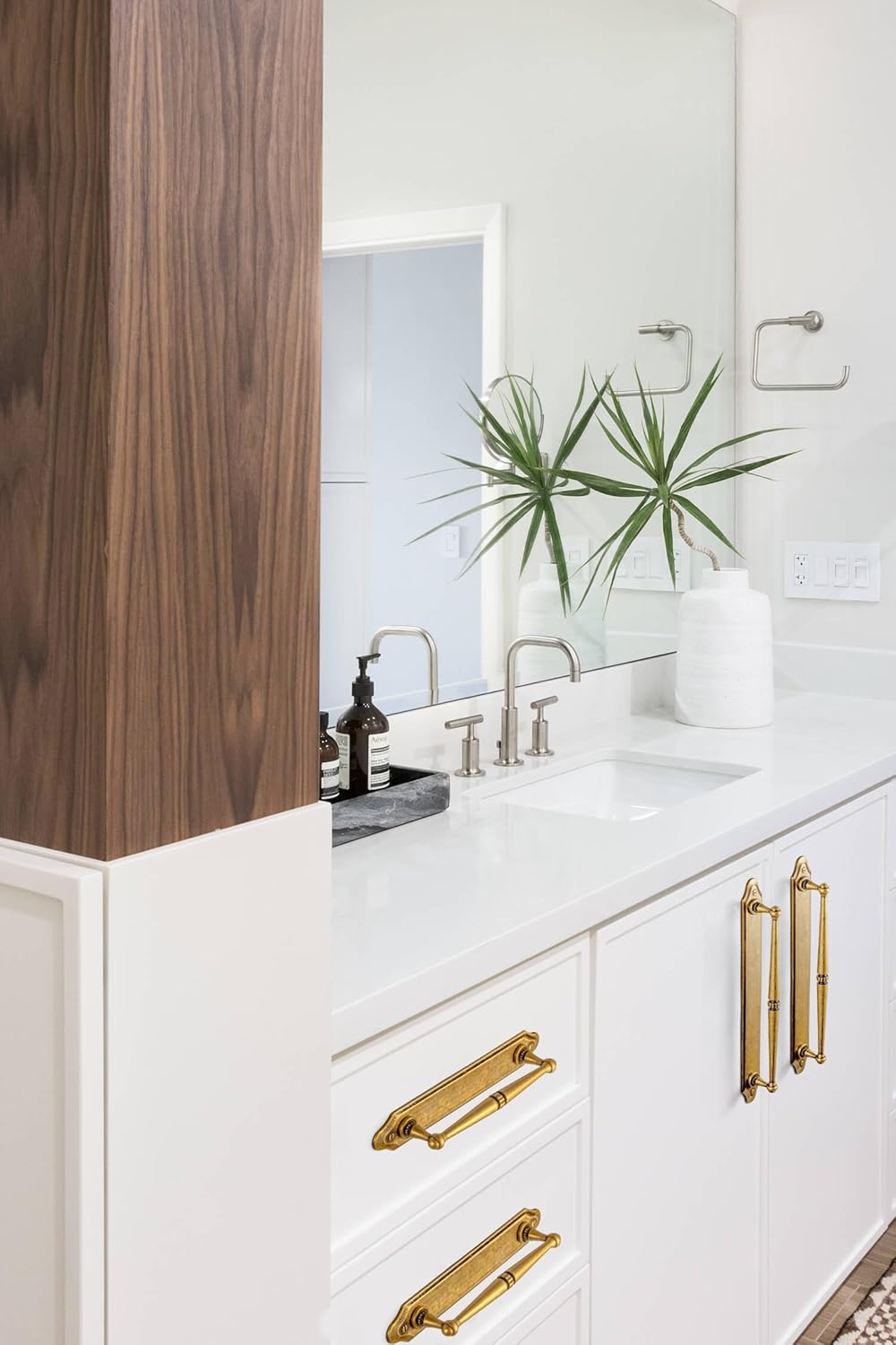 Goo-Ki 5.04" c-c Antique Brass Cabinet Pulls with Back/Base Plate Zinc Alloy Kitchen Hardware - 2 Pack Vintage Brass Bar Cabinet Pulls Drawer Handles with Spacer