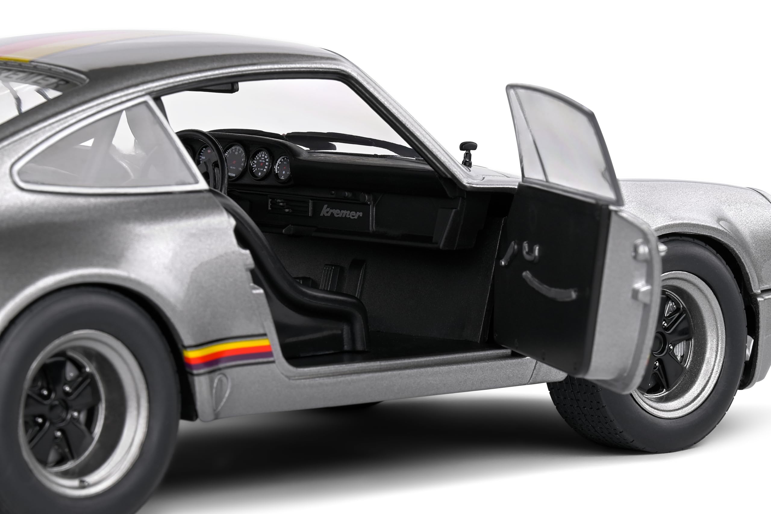 Solido 1:18 Porsche 911 RSR Kremer 1973 Silber