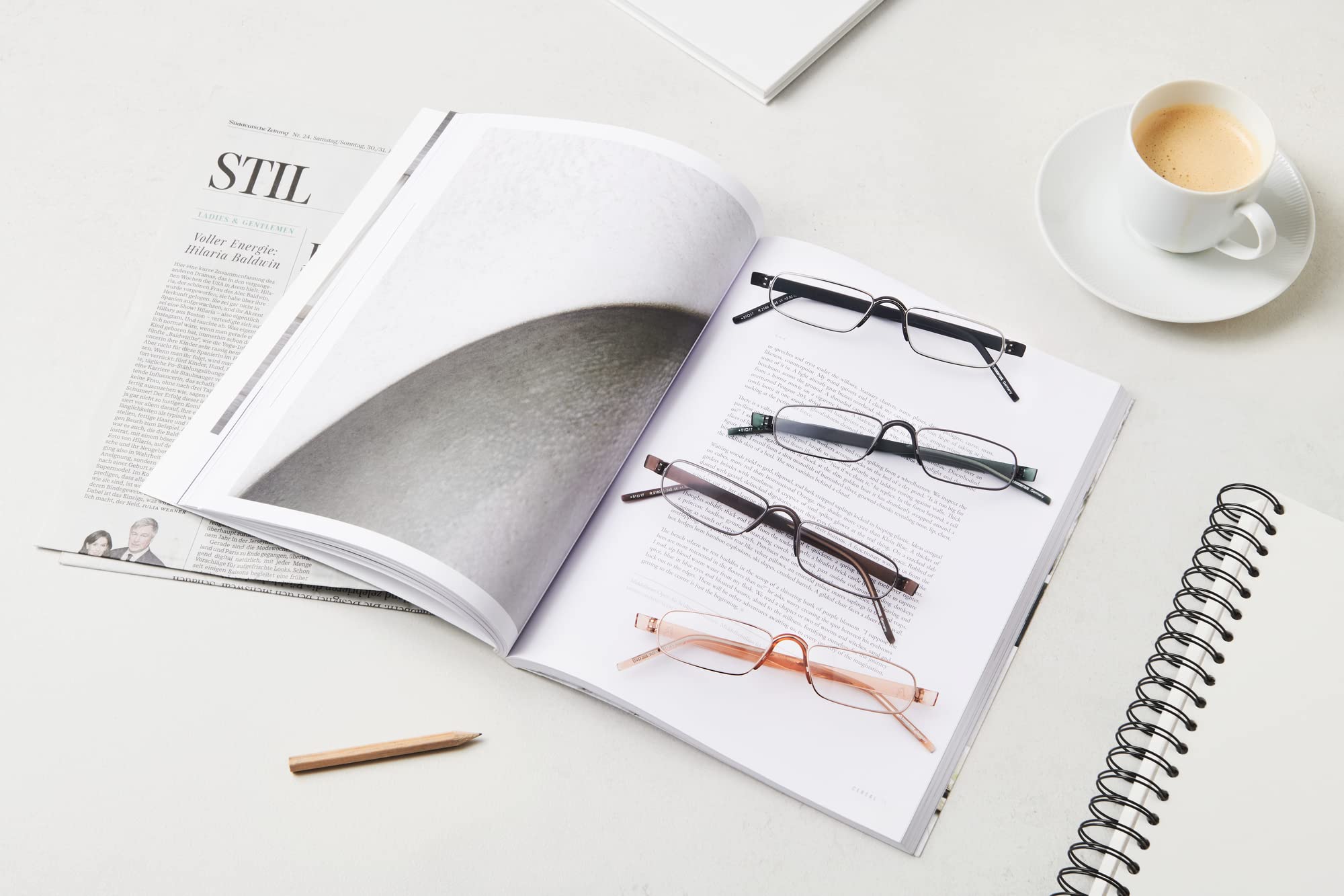 Rodenstock Unisex Lesebrille ProRead R2180, Lesehilfe bei Weitsichtigkeit, Brille mit leichtem Edelstahlgestell (+1 / +1,5 / +2 / +2,5)