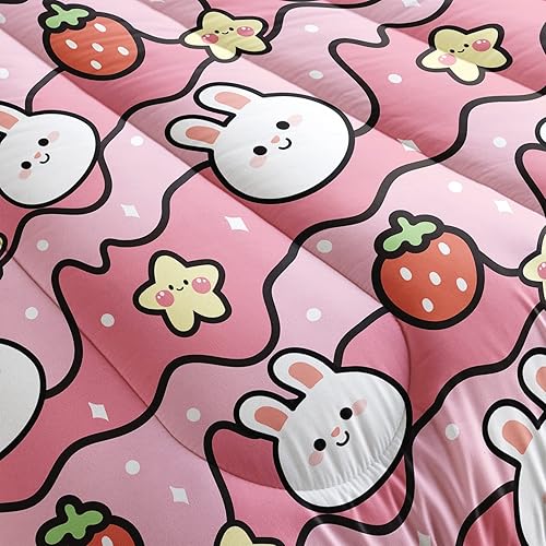 Miniatura 5 de QOOMO Edredón Kawaii de conejo, juego de edredón de conejo fresa para niños y niñas, juego de ropa de cama de 3 piezas impreso con 2 fundas de