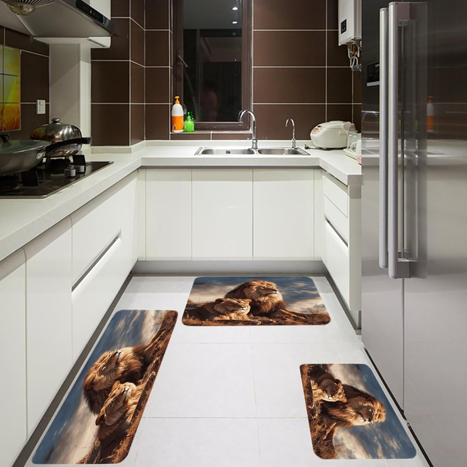 Two Lions Kitchen Mats Soft Absorbent Rugs for Floor Non Slip Washable Kitchen Mats Fashion Rectangular Rugs for Three-Piece Set for Laundry Office Home Sink