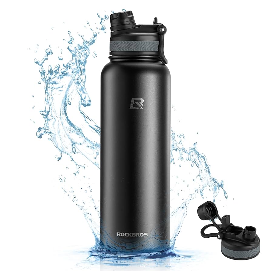 Insulated stainless steel water bottles for athletic performance and training