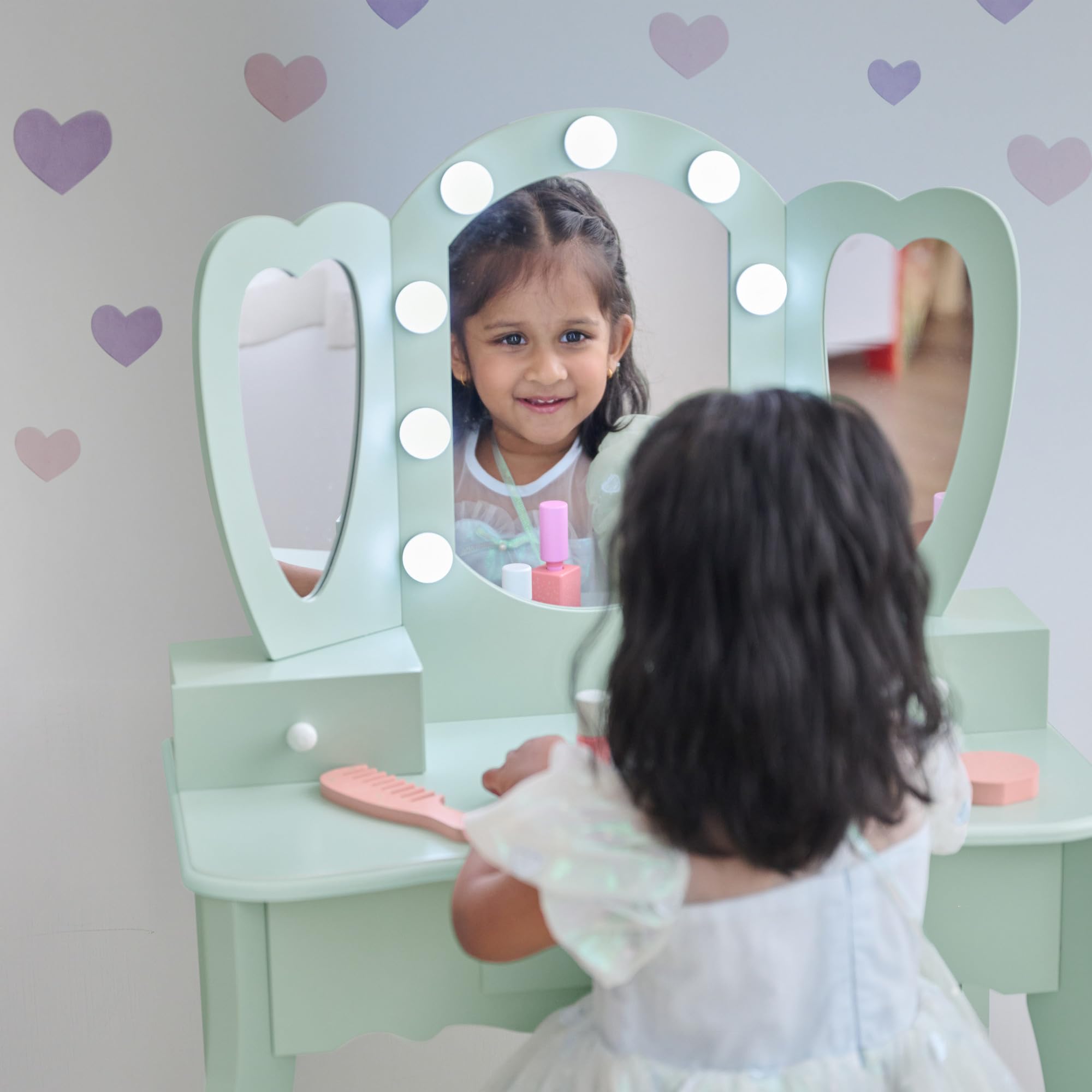 Teamson Kids Coiffeuse Enfant cœur Verte avec Miroir LED Triple Tabouret tiroirs Accessoires pour favoriser Imagination et autonomie