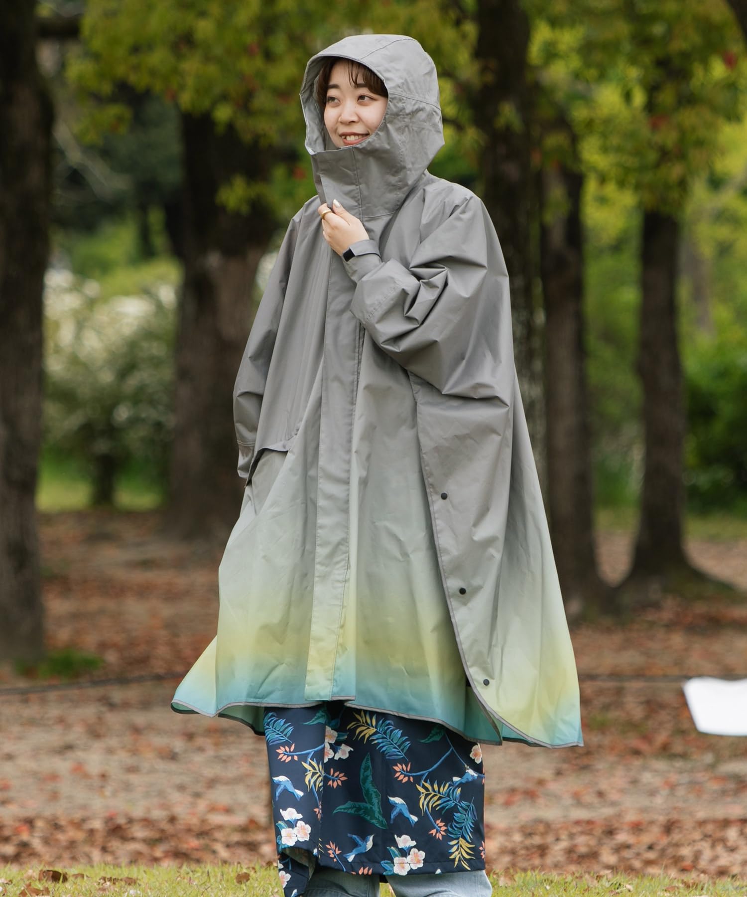Amazon.co.jp: KiU キウ ニュースタンダード レインポンチョ RAIN